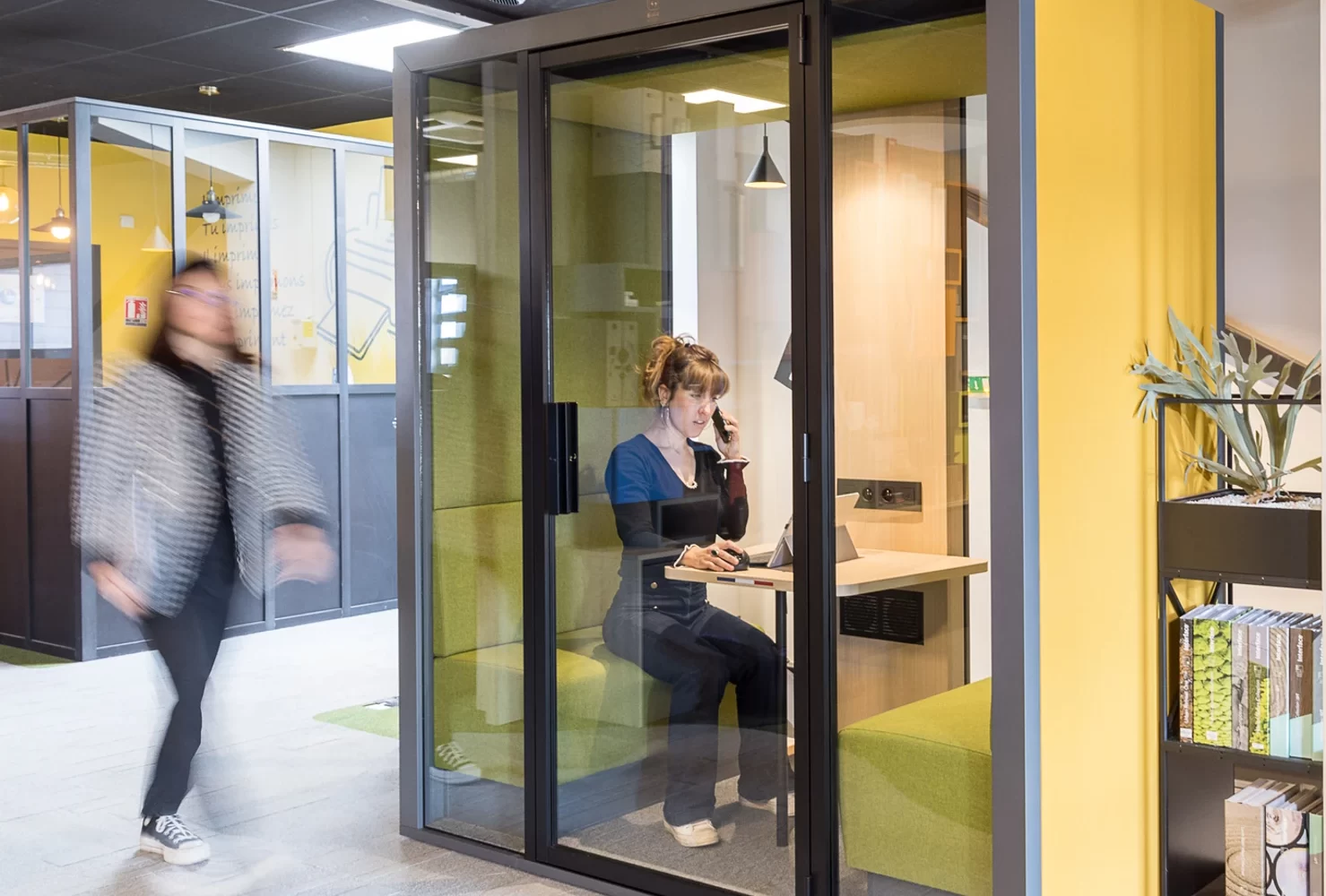 Comment nettoyer une cabine acoustique ?